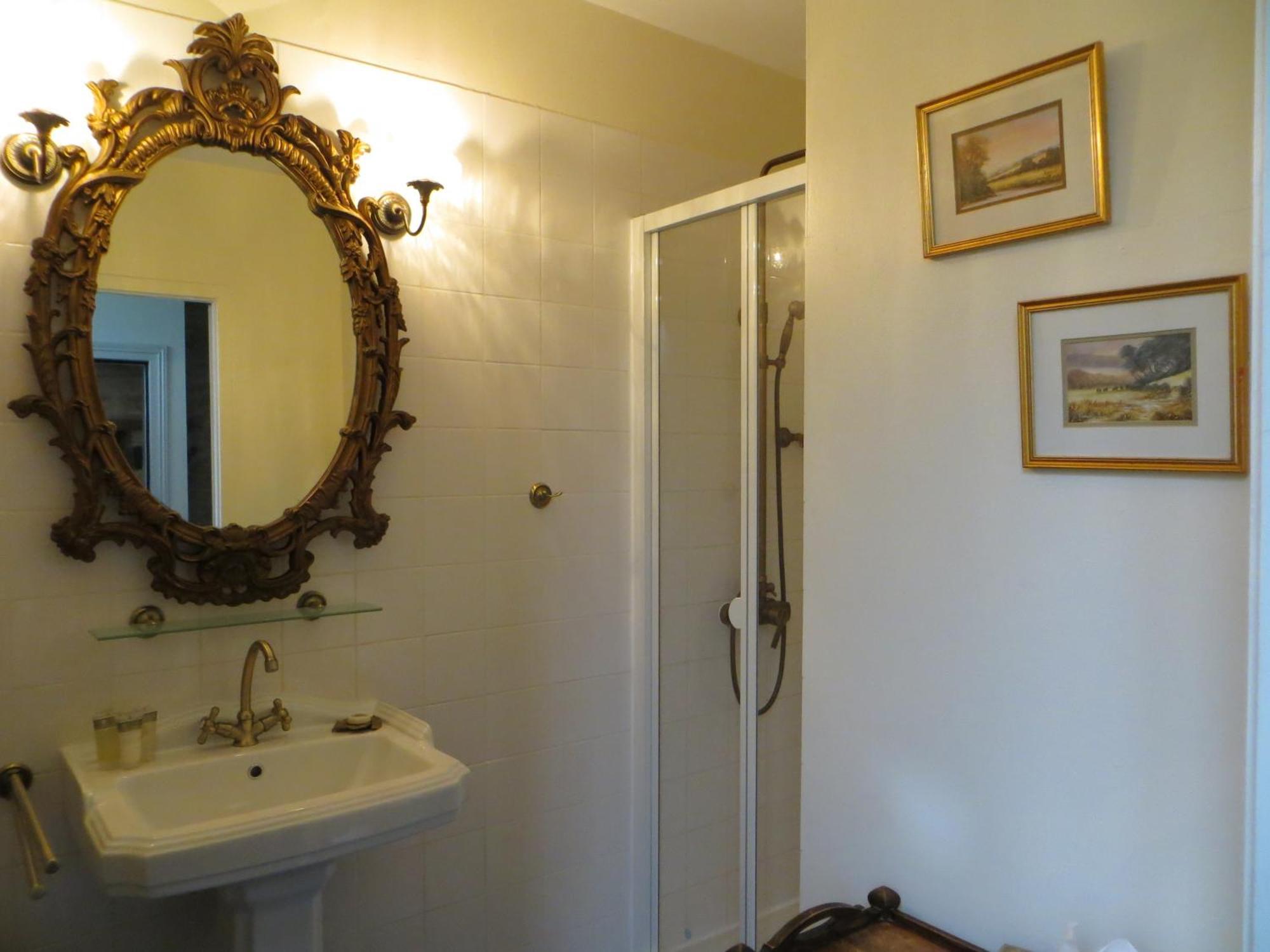 Le Bailli De Montsaugeon Bed & Breakfast Bilik gambar