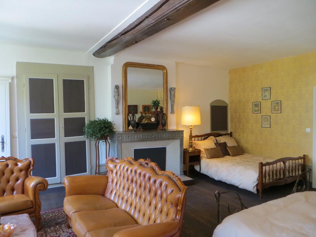 Le Bailli De Montsaugeon Bed & Breakfast Bilik gambar